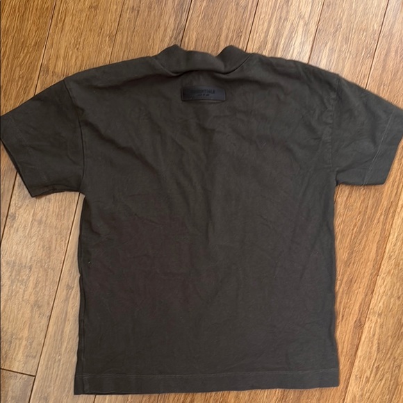 Essentials Brown Short Sleeve Youth Tee SZ 8 - Picture 3 of 6